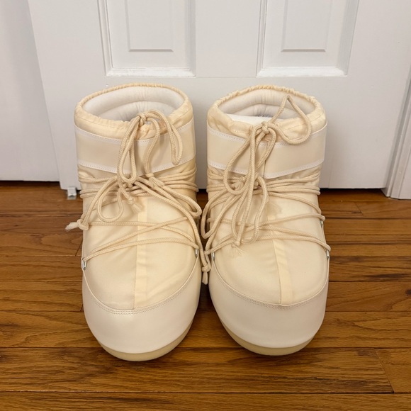 Moon Boot - Icon Low - NWT - Picture 2 of 8